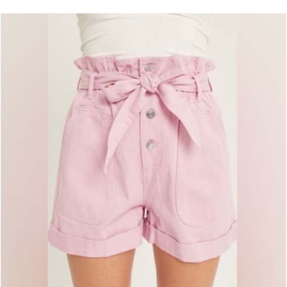 NWT Love Tree Paperbag High Waisted
Premium Denim Shorts - Picture 2 of 13